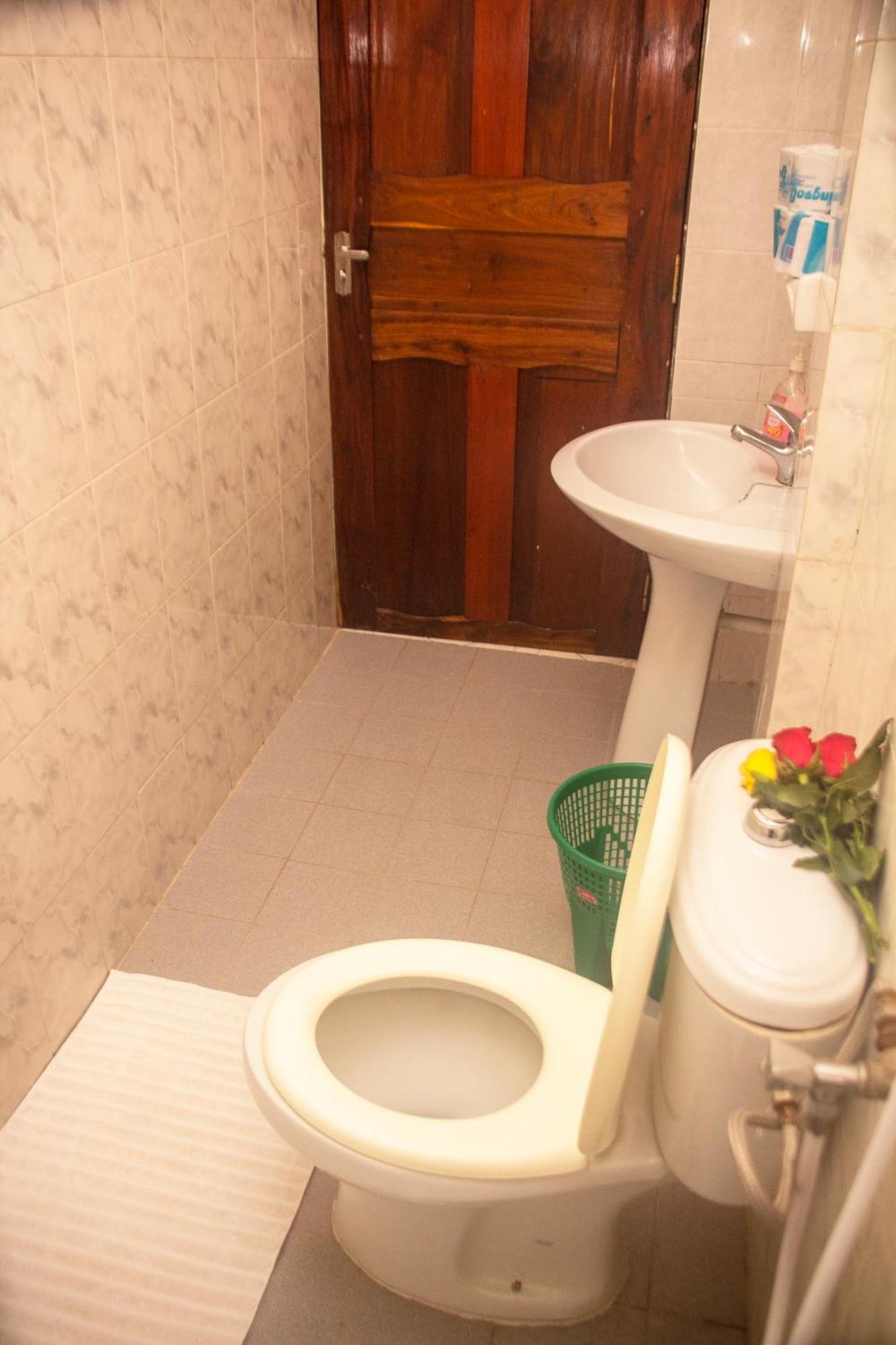 Wakawaka Hostel アルーシャ 部屋 写真